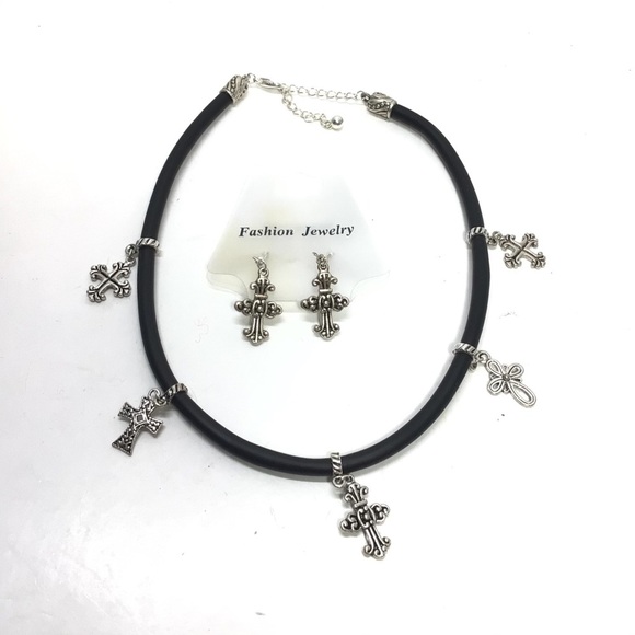 Metal Grunge Punk Rock Cross Earrings & Necklace - Picture 3 of 6